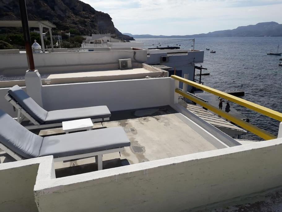 The Yellow Boat House Klima  Exterior photo